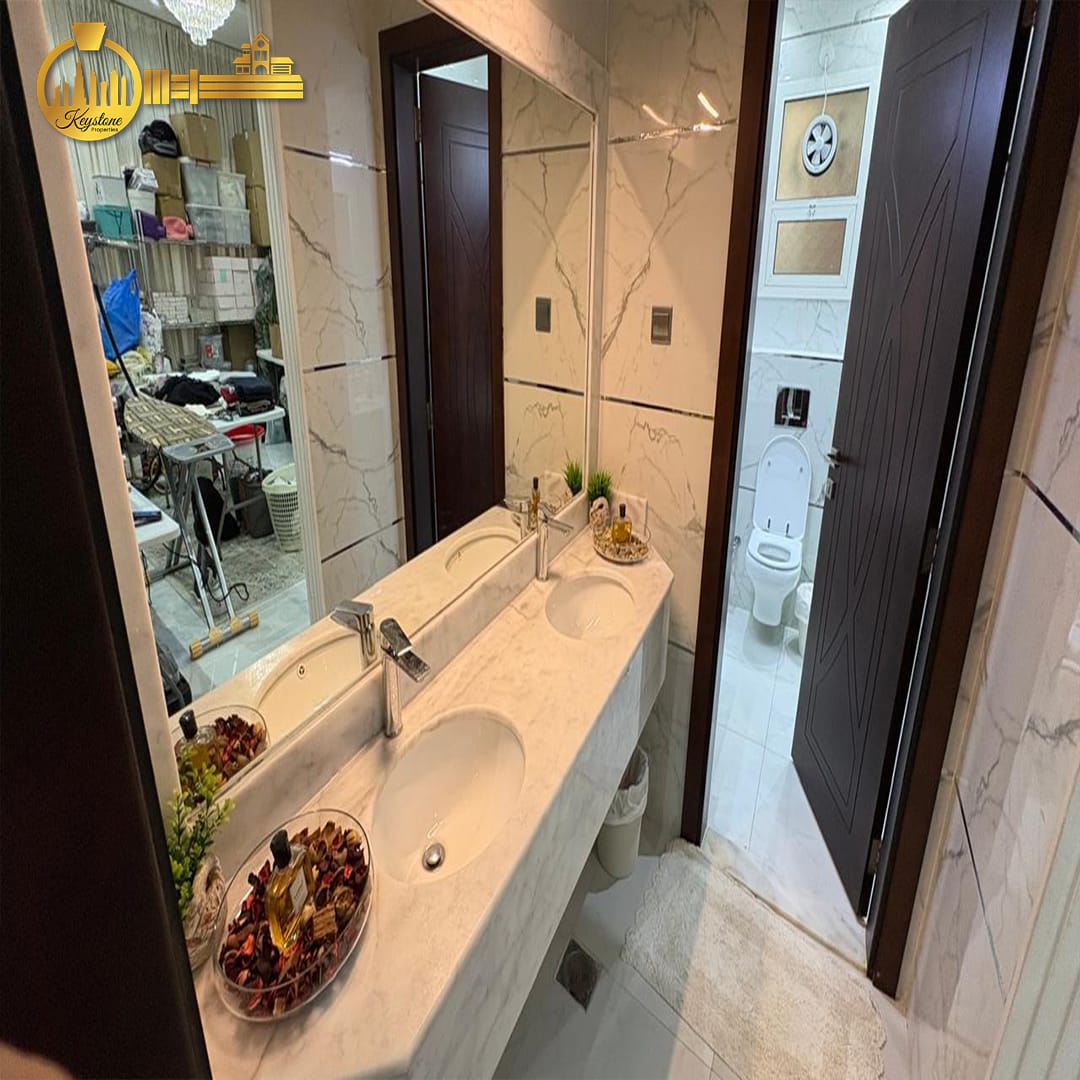 🏡 Fully Furnished 5 Bedroom Villa for Sale in Al Amerah, Ajman 8 Bathrooms Ready to Move AED 1,550,000-5