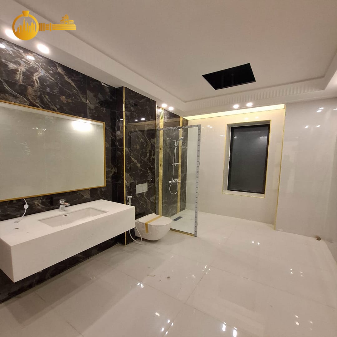 🏡✨ Ultra-Spacious 8 Bedroom Luxury Villa for Sale in Ajman -10