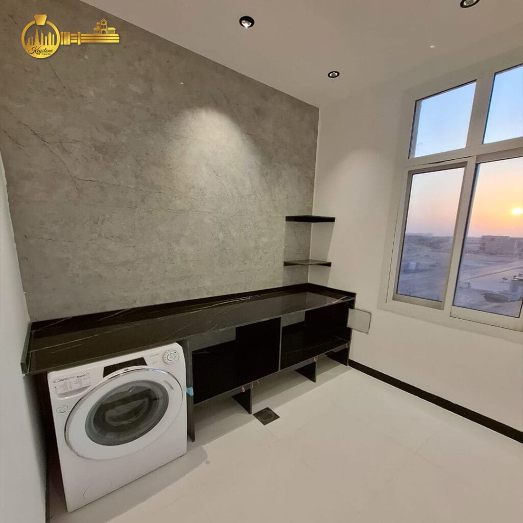 ✨ Luxury 5-Bedroom Villa for Sale in Al Helio Center – Ajman - 5 BR-14