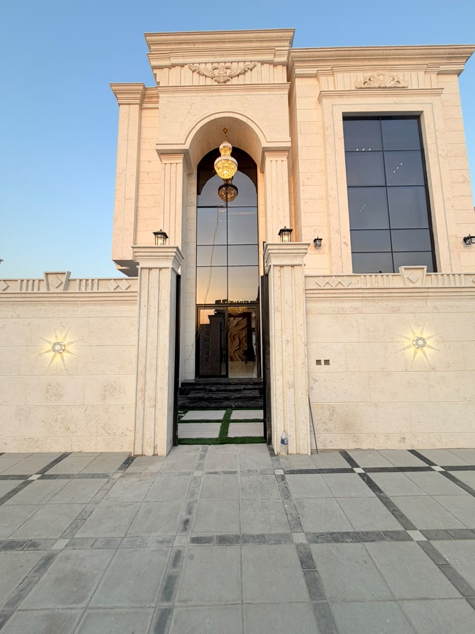 7 bedroom villa for sale in al Helio 2 Ajman