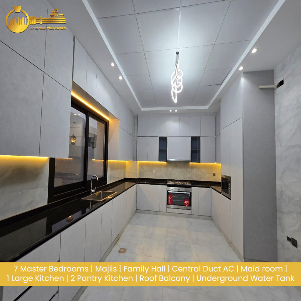 7 Bedroom Corner Villa for Sale in Ajman 9