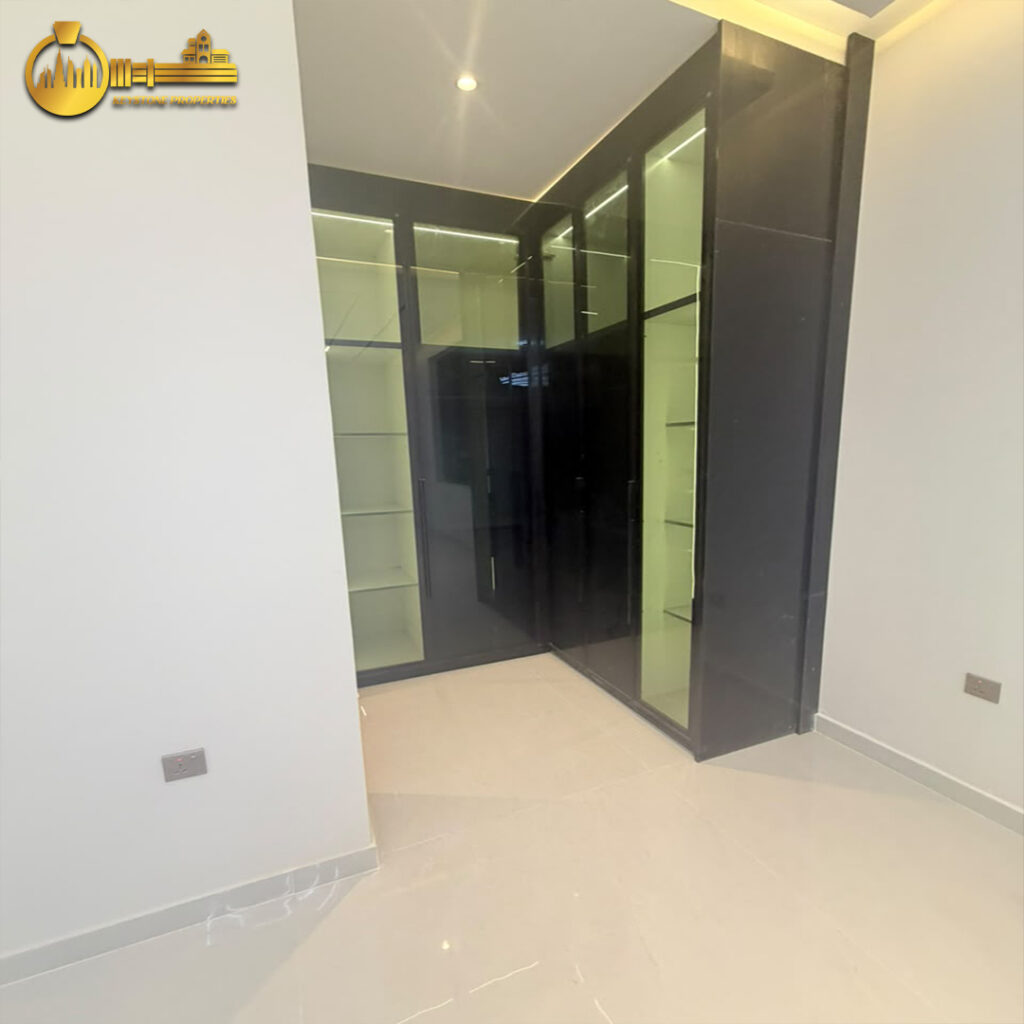 Luxury 6 Bedroom Villa for Sale in Al Helio 2, Ajman A253, 21
